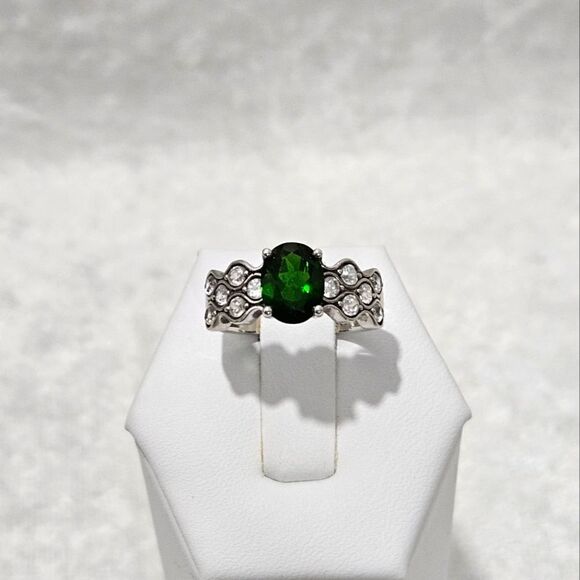 Chrome Diopside, white Topaz, and Sterling Silver ring. - Picture 1 of 7